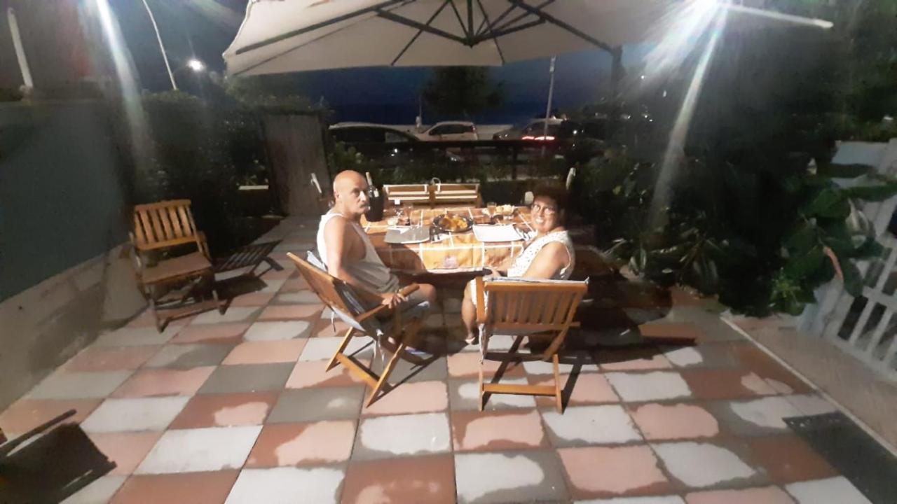 Da Umby Bed & Breakfast Alghero Bagian luar foto