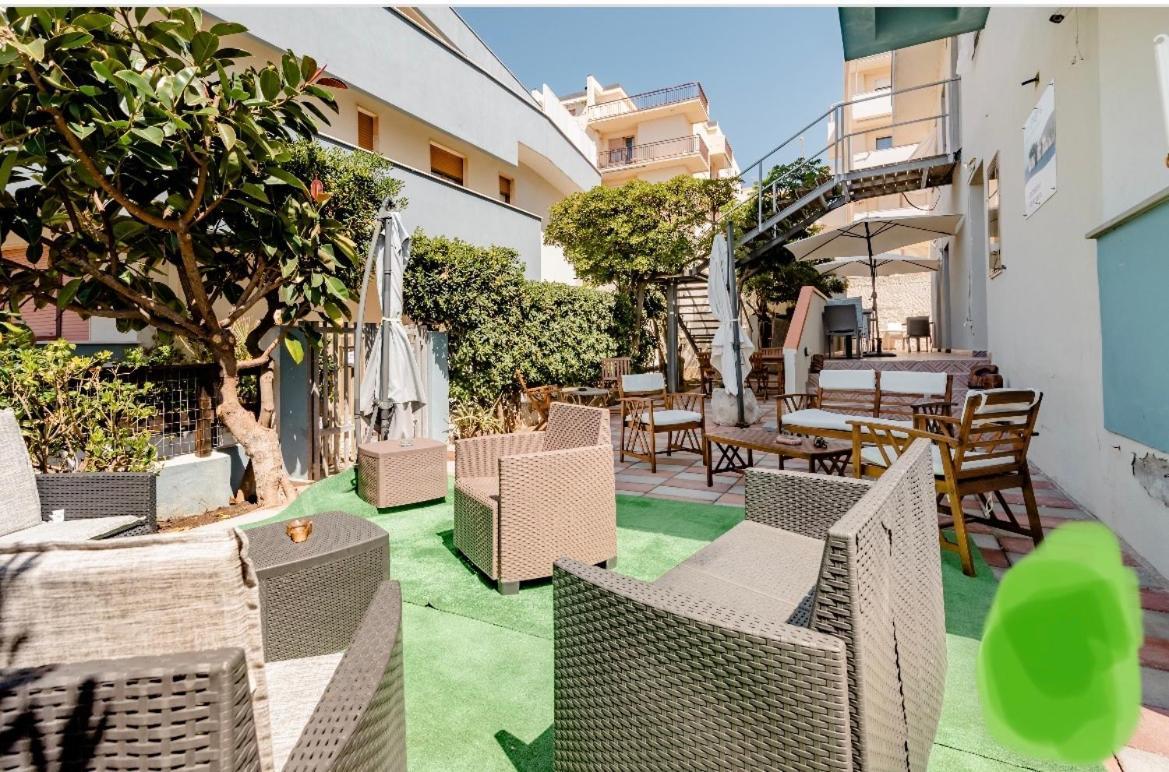 Da Umby Bed & Breakfast Alghero Bagian luar foto
