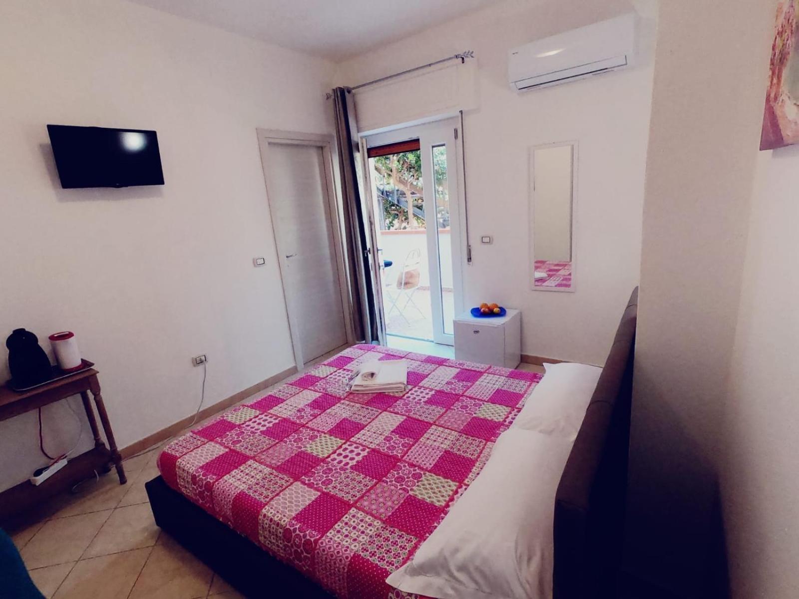Da Umby Bed & Breakfast Alghero Bagian luar foto