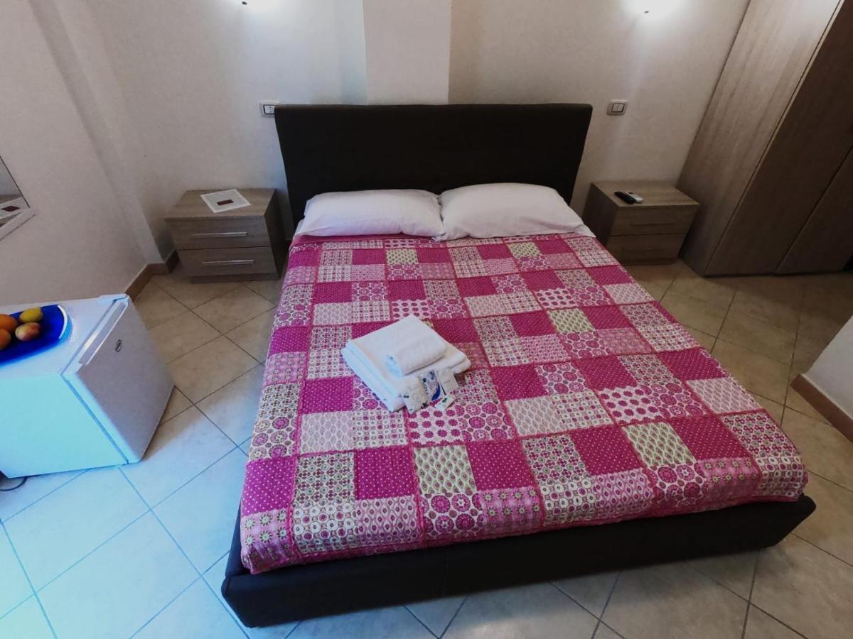 Da Umby Bed & Breakfast Alghero Bagian luar foto