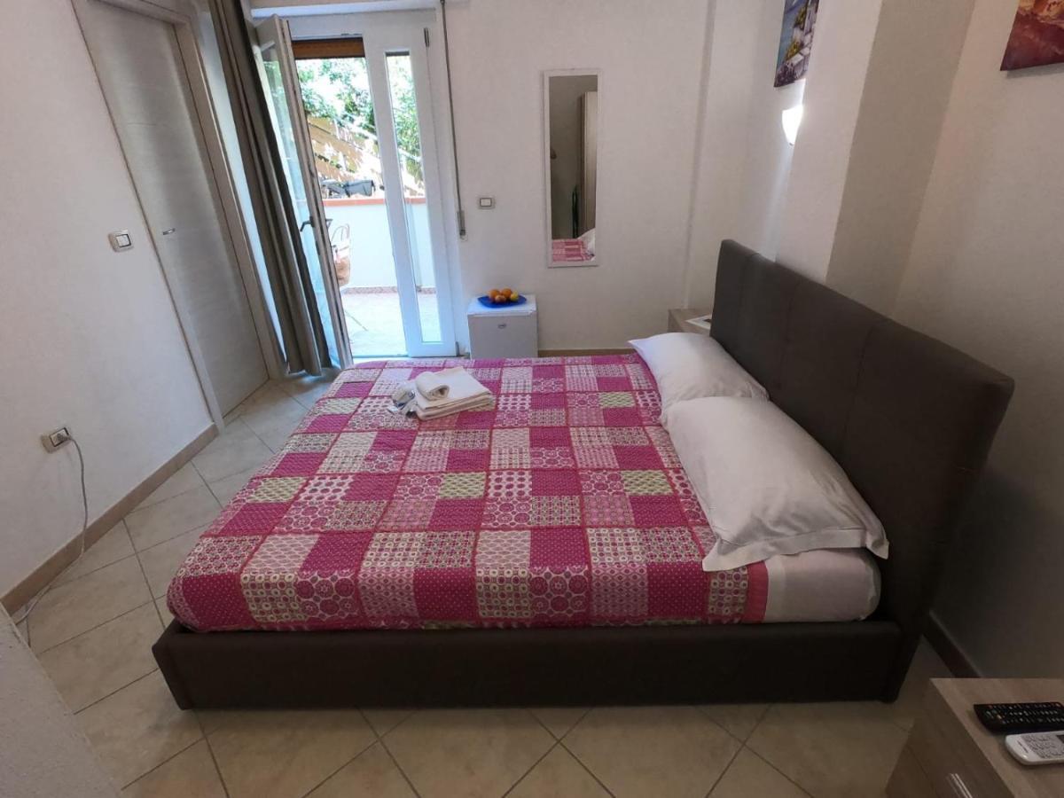 Da Umby Bed & Breakfast Alghero Bagian luar foto