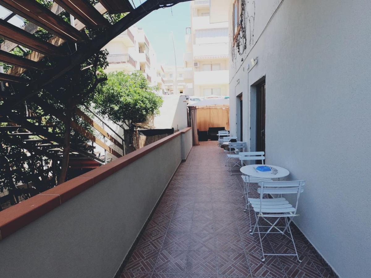 Da Umby Bed & Breakfast Alghero Bagian luar foto